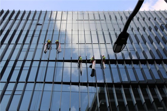 國(guó)際傳媒港燈光項(xiàng)目